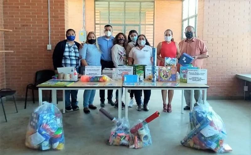 Reciben material lúdico bibliotecas de Bahía de Banderas