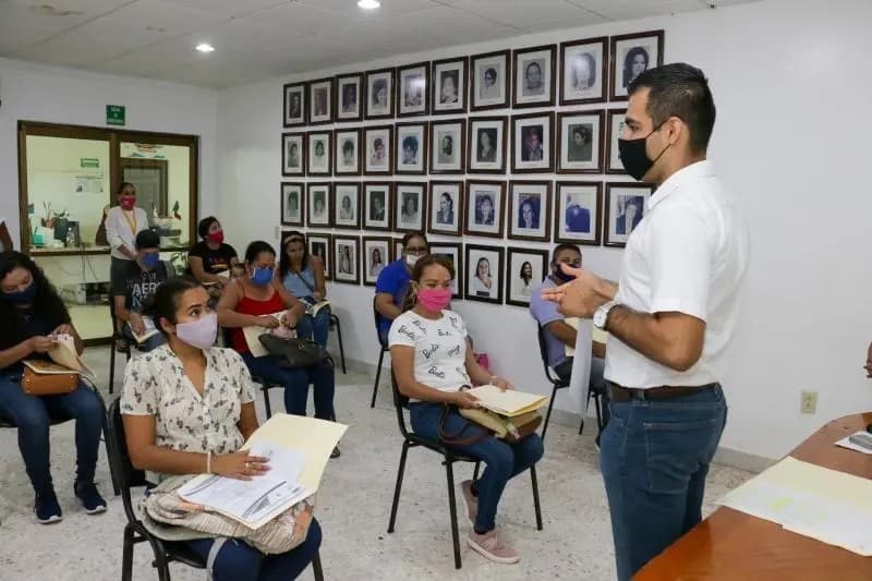Define DIF Municipal Entrega del Programa Desayunos Escolares
