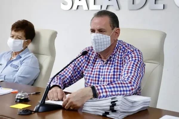 Aprueba Cabildo desincorporacion de predios municipales a favor de escuelas