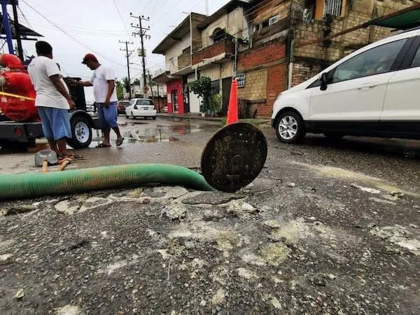 Incrementan Lluvias las Tuberías Rotas