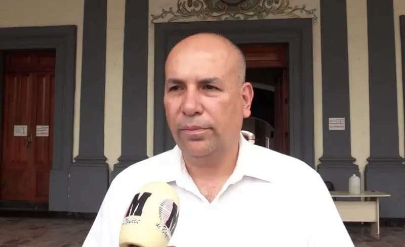 Ante COVID-19, eviten acudir a centros comerciales o restaurantes: Javier Mercado