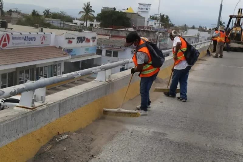 Inicia Jaime Cuevas vacunación gratuita para 6 mil cabezas de ganado