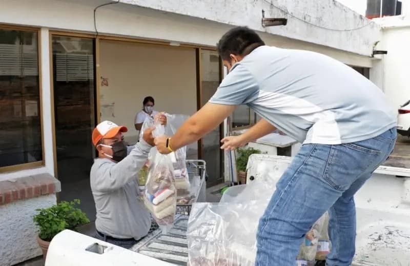Llevan Asistencia Alimentaria a Familias de la Zona Rural