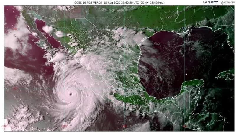 Huracán Genevieve pone en alerta verde a Sinaloa