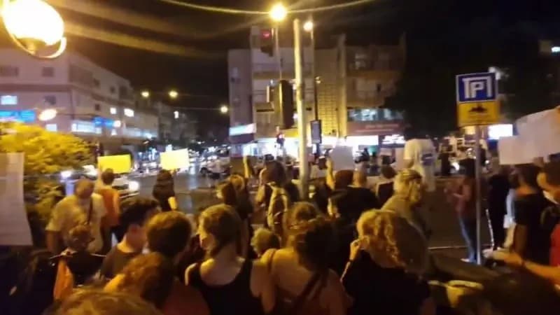 Israel. 30 hombres violaron a una menor de 16 años