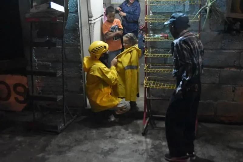 Realiza Protección Civil de Bahía de Banderas evacuación preventiva en zona sierra