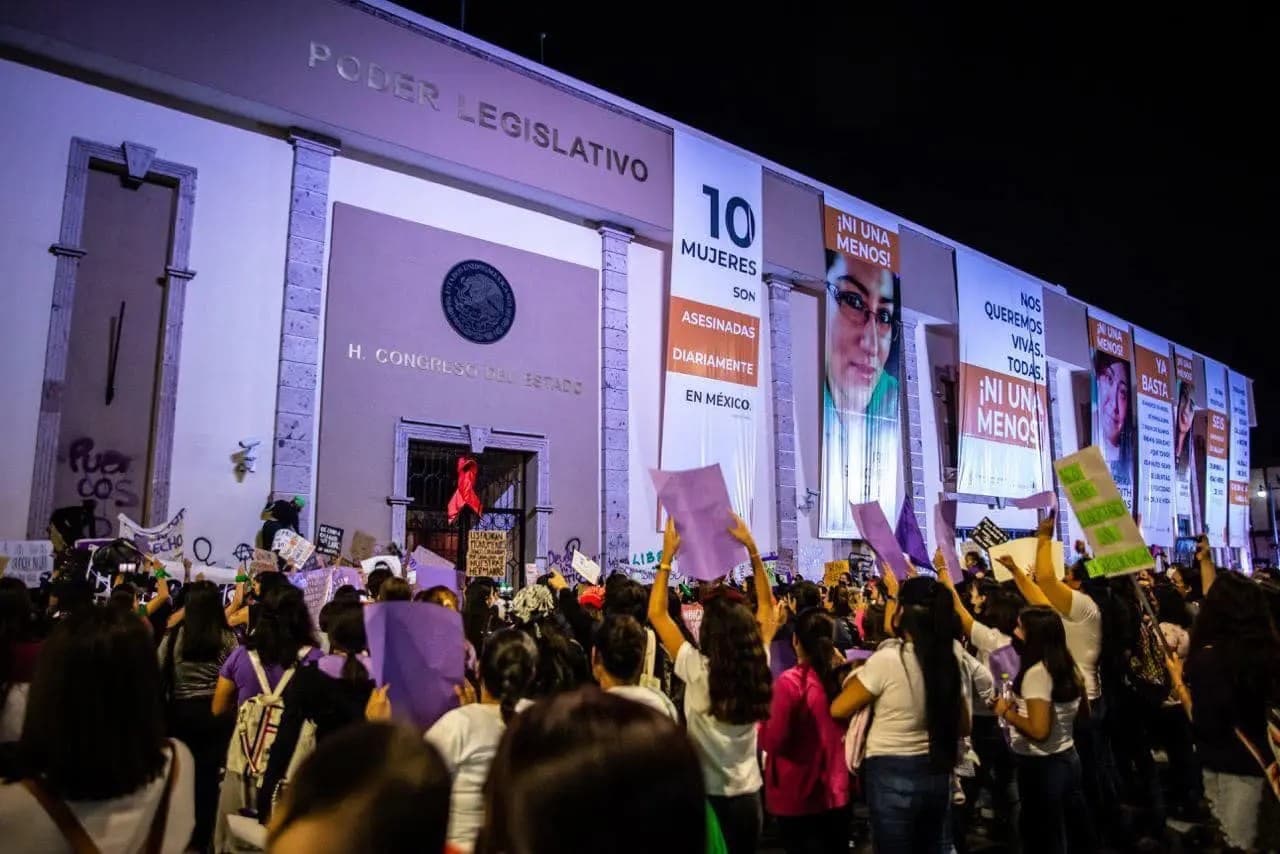 Colectivos feministas critican la falta de legislación sobre el aborto en Nayarit