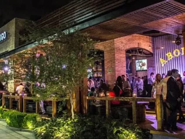 Suspensión judicial permite fumar en restaurantes y bares de Nayarit