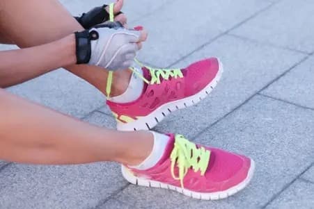 Tenis deportivos para mujer: tu aliado en cada paso