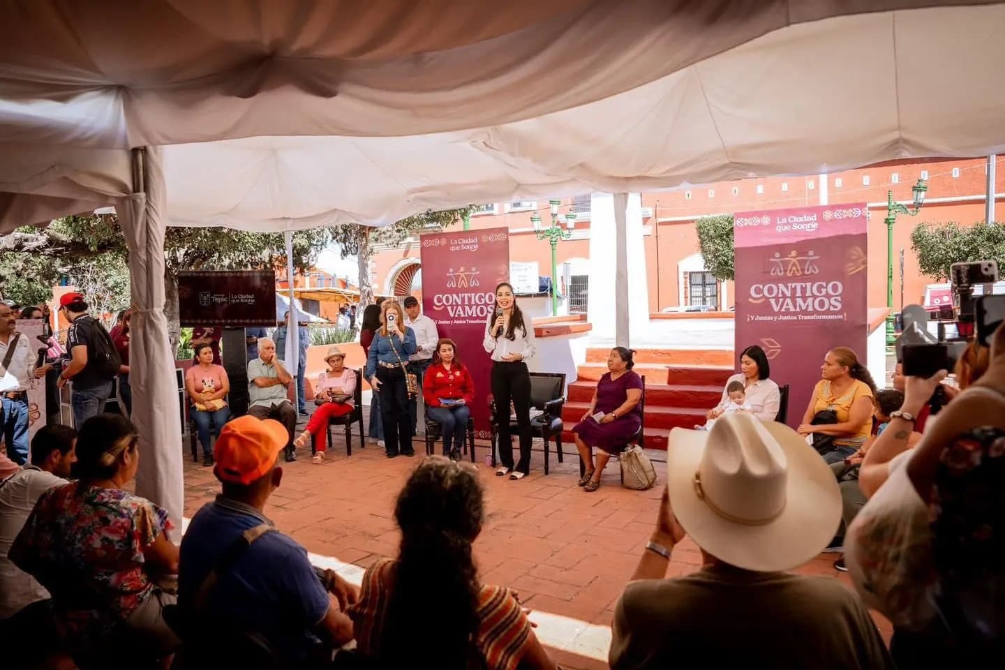 Geraldine encabeza el inicio de las audiencias públicas \"¡Contigo vamos!\"