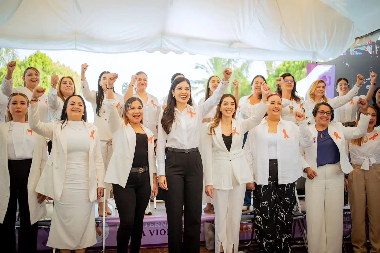 Firma Geraldine convenio con la Nacional Financiera para apoyar a mujeres empresarias