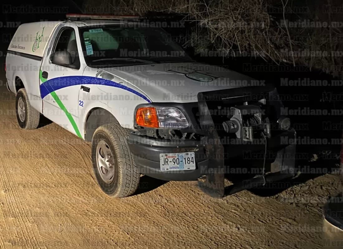 ¡fue asesinado de un navajazo!