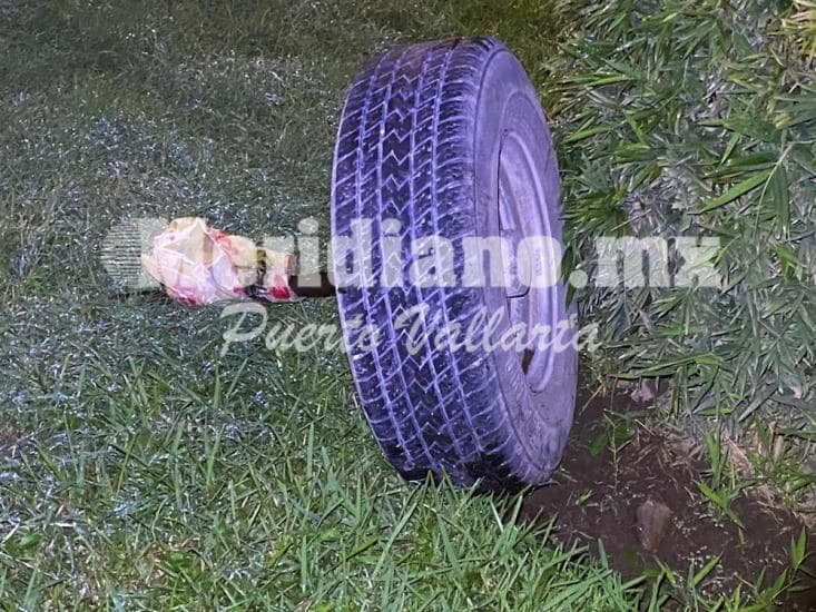 Se le soltó la llanta a una camioneta y…  ¡atropelló a embarazada!