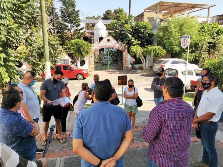 Atiende Seapal a Vecinos de Colinas de la Bahía