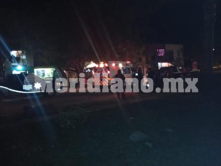 Paramedicos atienden a mujer…  ¡fue lesionada  a botellazos!