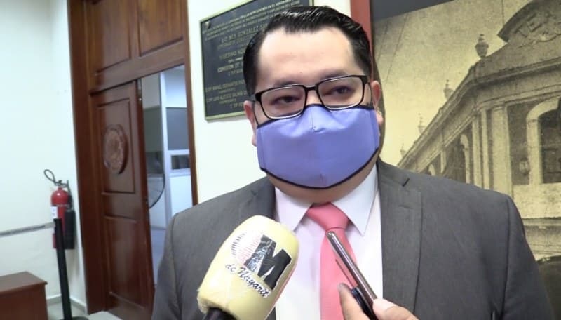 Nayarit cuenta con infraestructura para que nadie se quede sin estudiar: Secretario