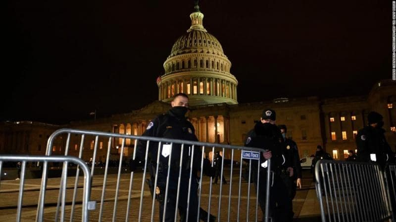 Tras horas de tensión, declaran seguro el Capitolio de Estados Unidos