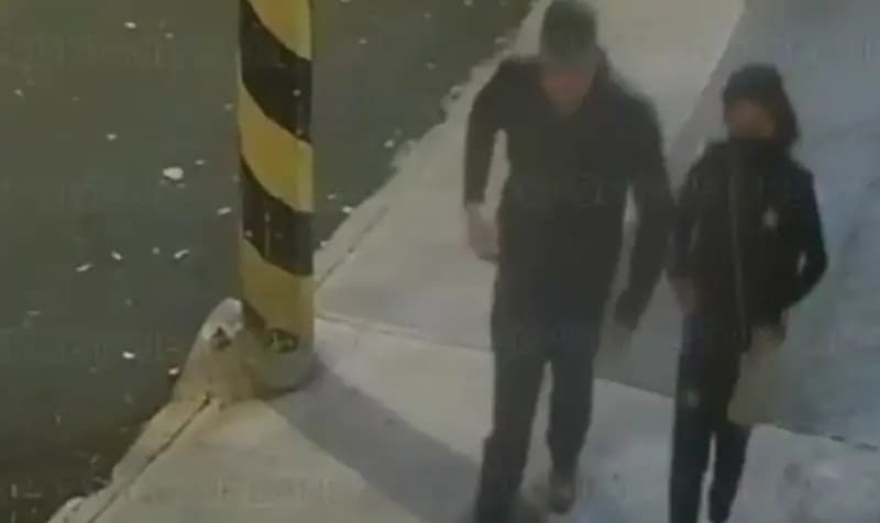 Graban momento en que sujeto dispara a perrito