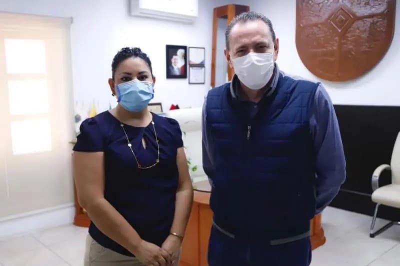 Toma Alcalde protesta a nueva Regidora de Bahía de Banderas