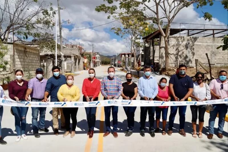 Inician nueva plaza pública y entregan rehabilitación de calle Jacarandas