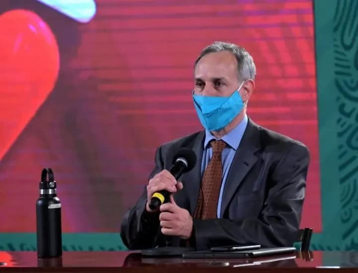 No es indispensable que se tome fotos al INE de los vacunados: López-Gatell