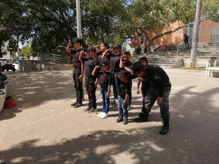 Panteras negras Imparten Valores y Clases de Deportes