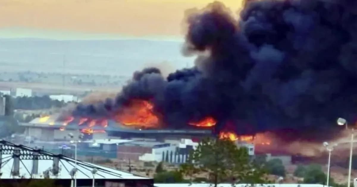 Incendio consume bodegas de Bienestar en Zacatecas: pérdidas de 6 millones