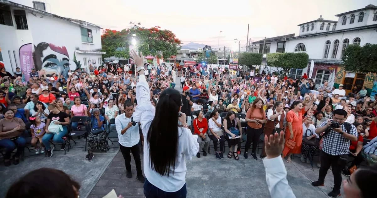 Entre vecinos y familias, Geraldine Ponce refrenda cercanía en la colonia Indeco