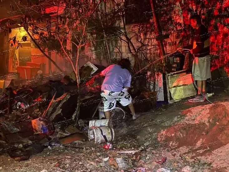 ¡se quemo un camper en san vicente, bahía de banderas!