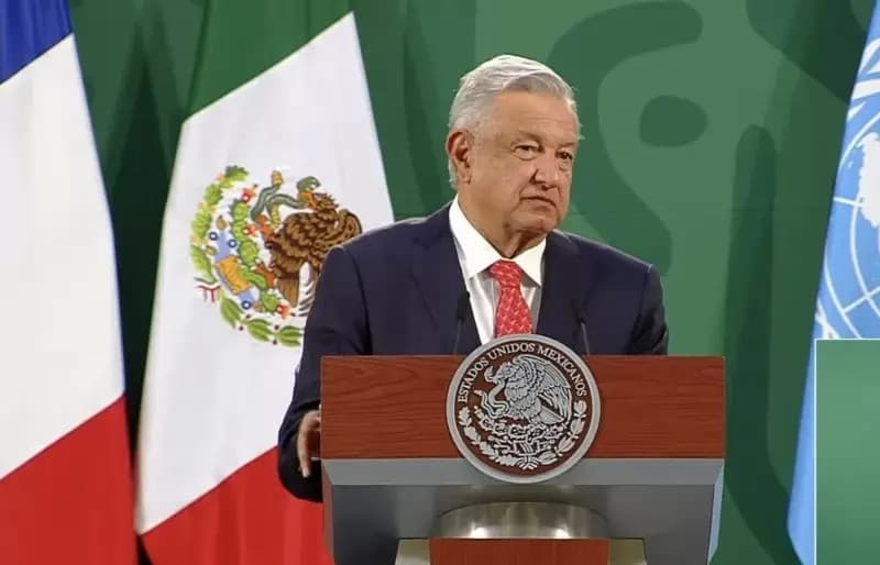 AMLO no dará contratos nuevos en el sector energético