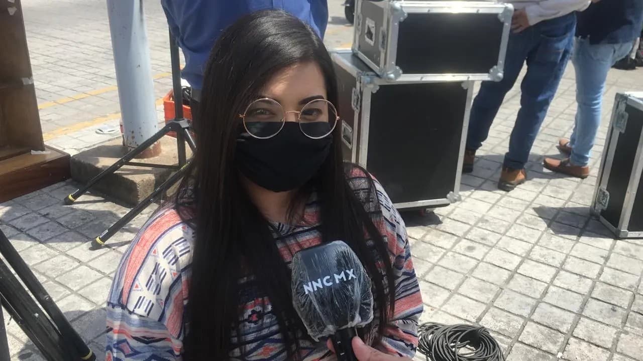 Estudiantes con discapacidad agradecen al Gobernado nueva unidad de transporte