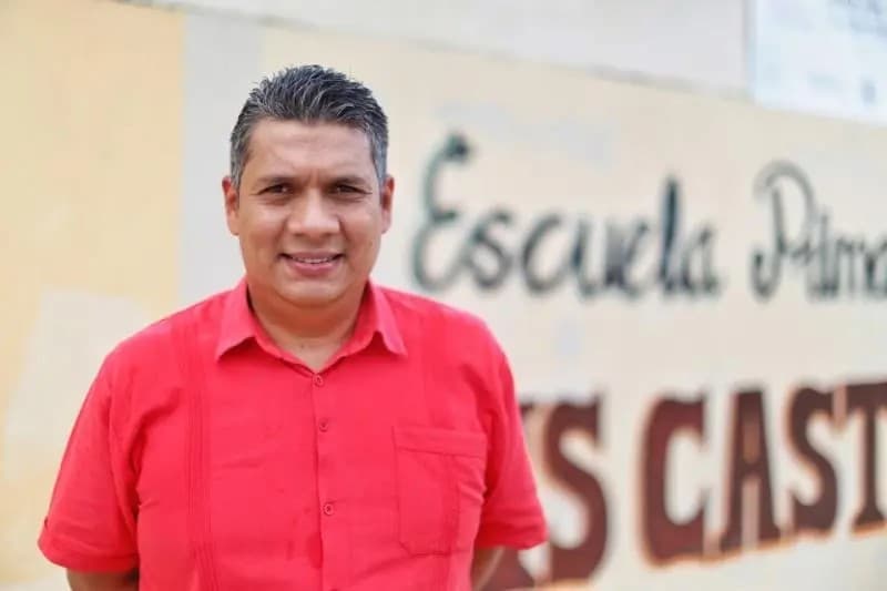 Agradecen a Jaime Cuevas apoyo permanente a la educación