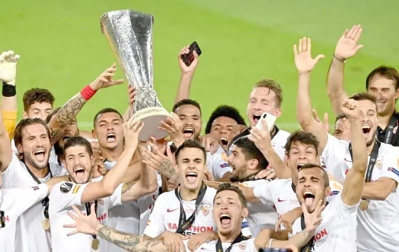 SEVILLA 3 - INTER 2: Campeón eterno
