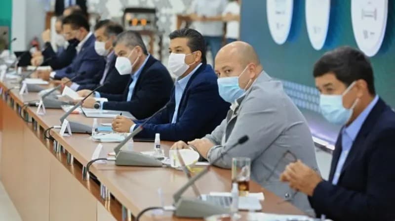 México. Analizan Gobernadores Federalistas abandonar de la Conago