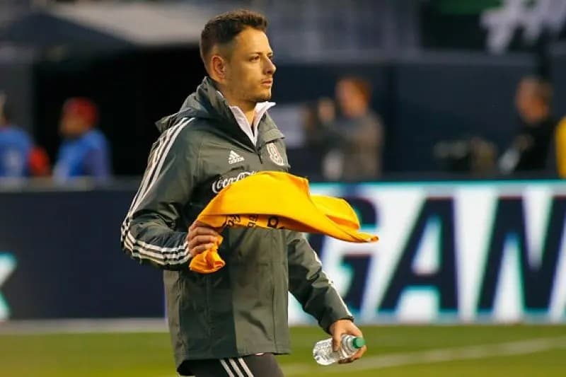 \"Chicharito\" Hernández sufre millonaria devaluación