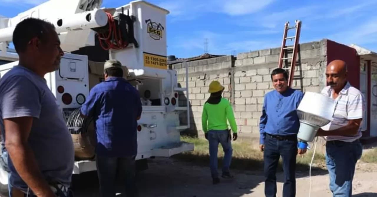 Da Eduardo Lugo soluciones a los problemas de agua potable