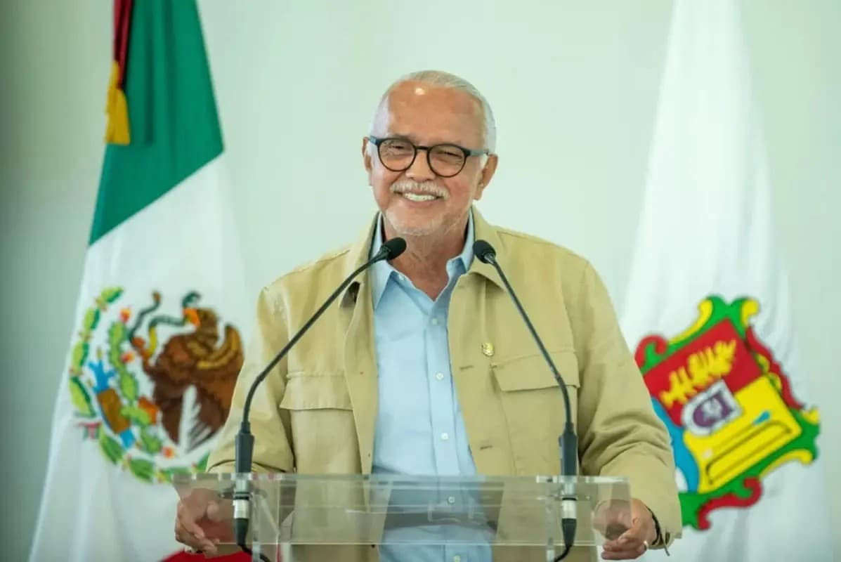 Anuncia Navarro Quintero un reconocimiento económico a las y los bomberos