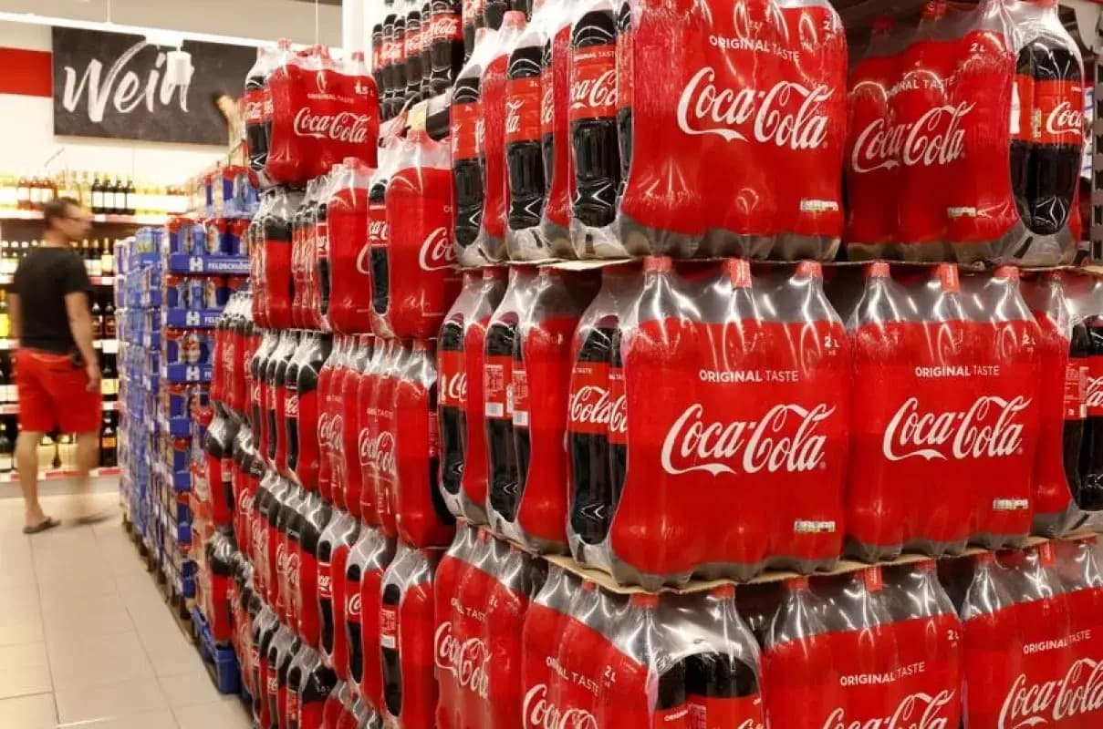 Aumentan impuestos en cigarros, refrescos y gasolina