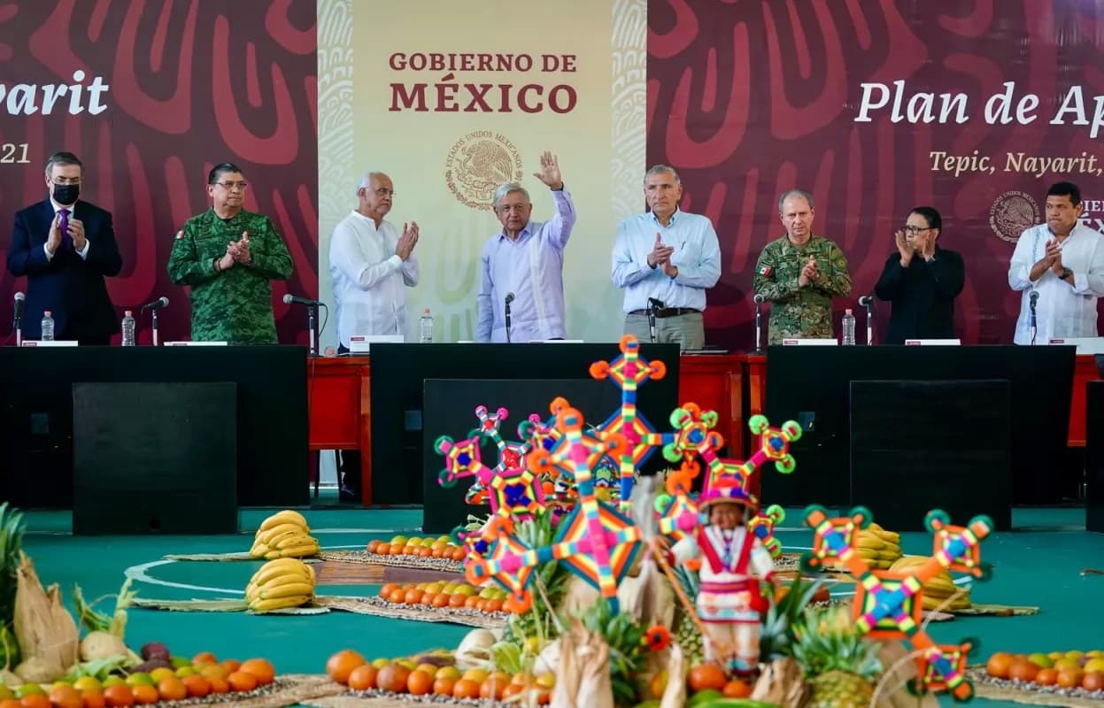 Presenta López Obrador el Plan de Apoyo a Nayarit