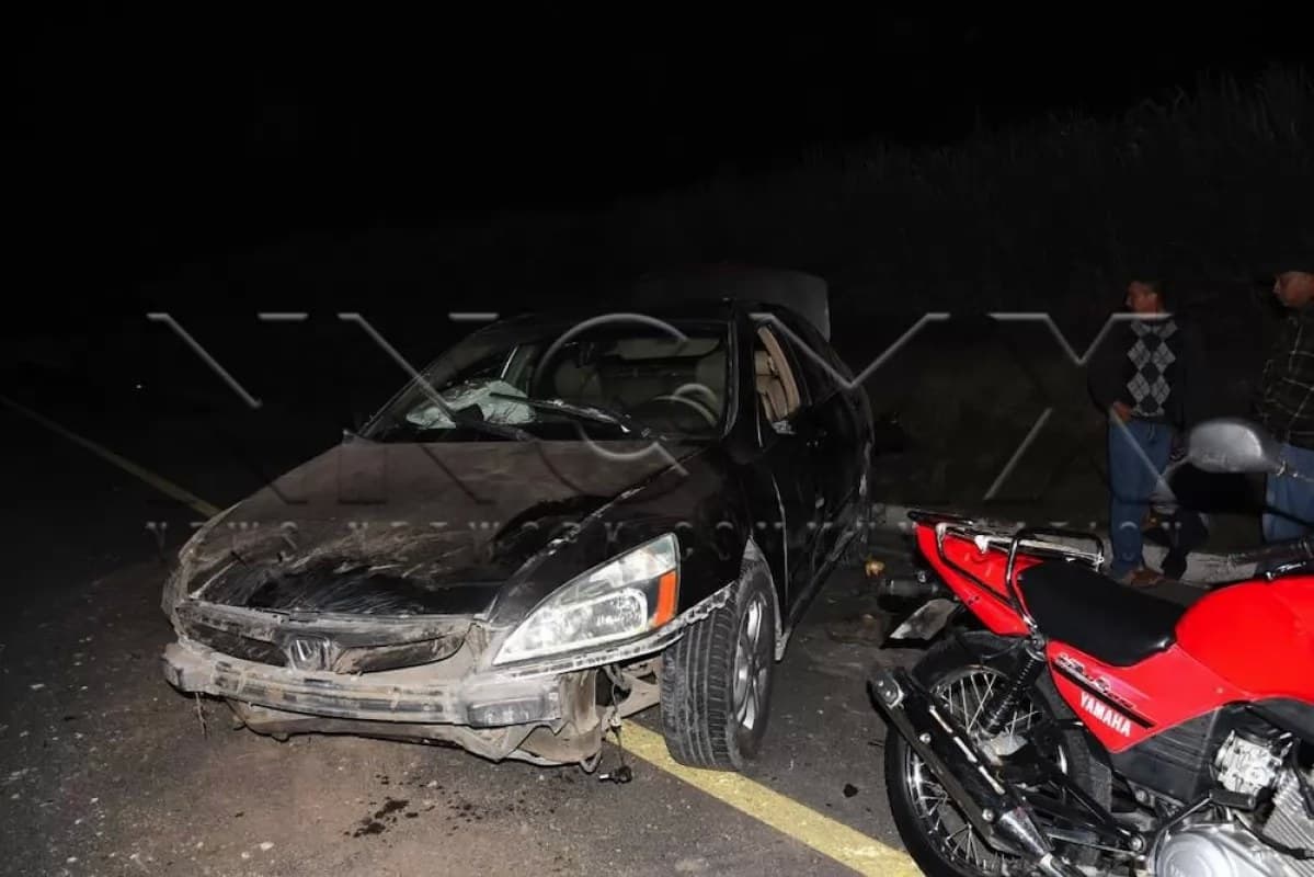 Motociclista resulta fracturado en ambas piernas tras aparatoso accidente