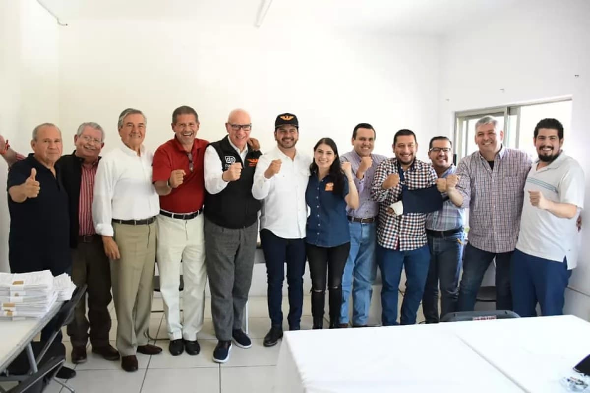 Priistas se suman al proyecto de Nacho Flores