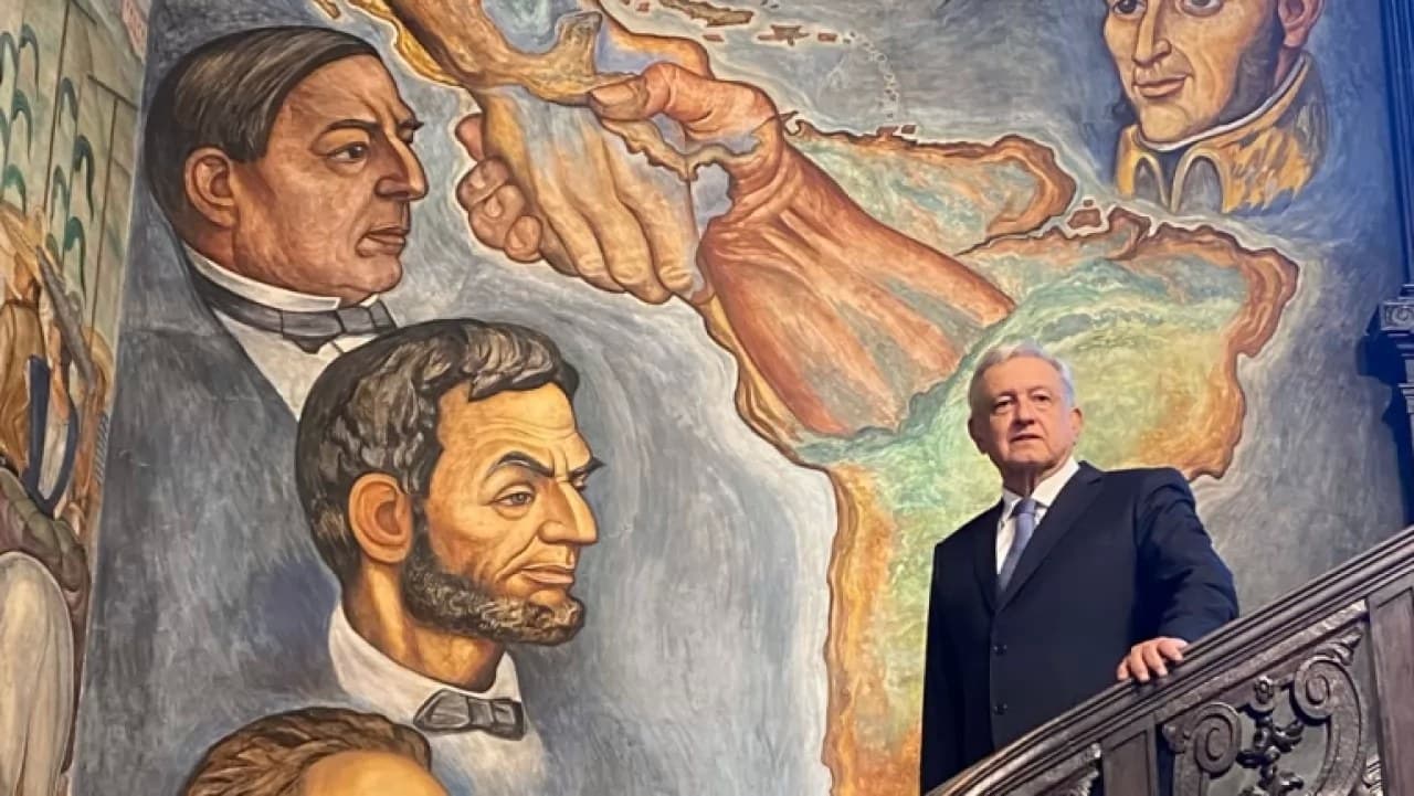 Regresa AMLO para celebrar la Revolución Mexicana