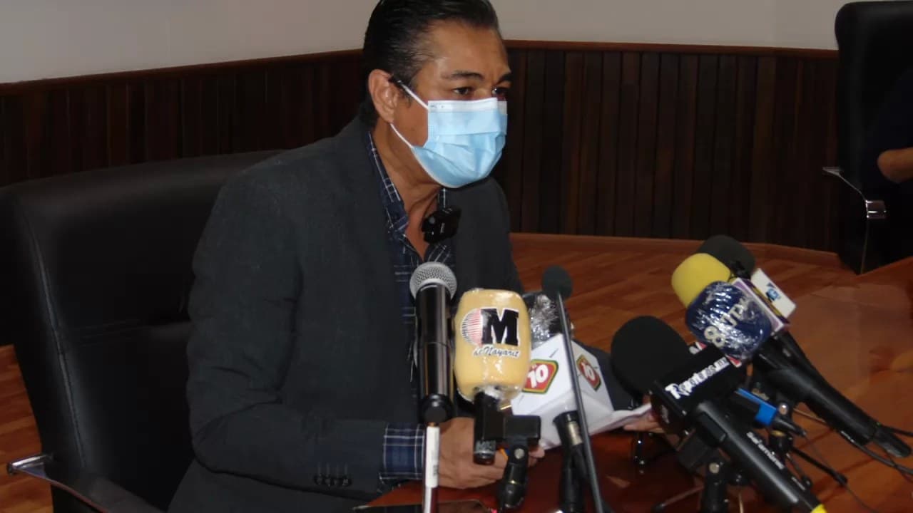 Panteones abiertos para el Día de Muertos; 75% de aforo en centros recreativos