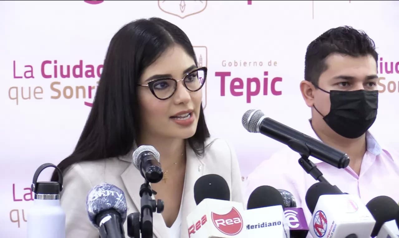 Gastaron más de 70 millones de pesos en aviadores: Geraldine Ponce