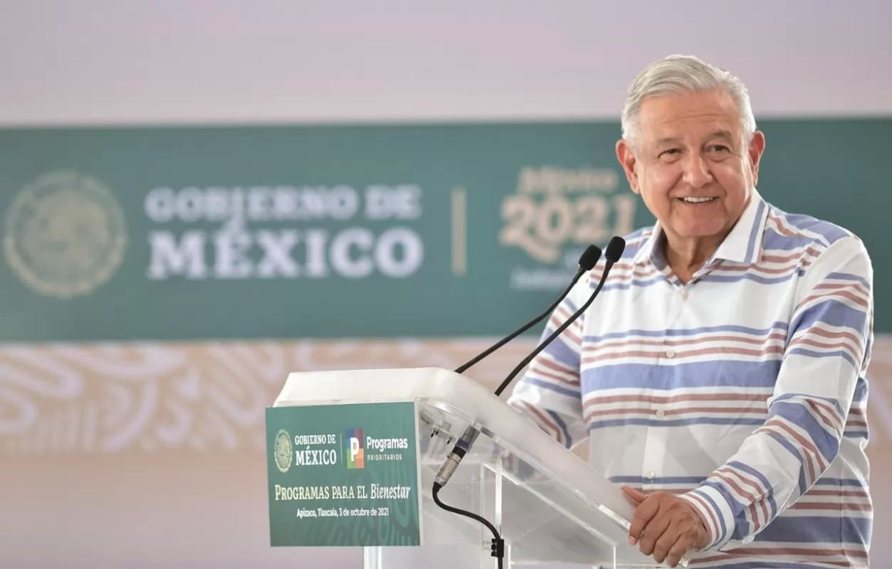 Convoca López Obrador a concentraciones masivas