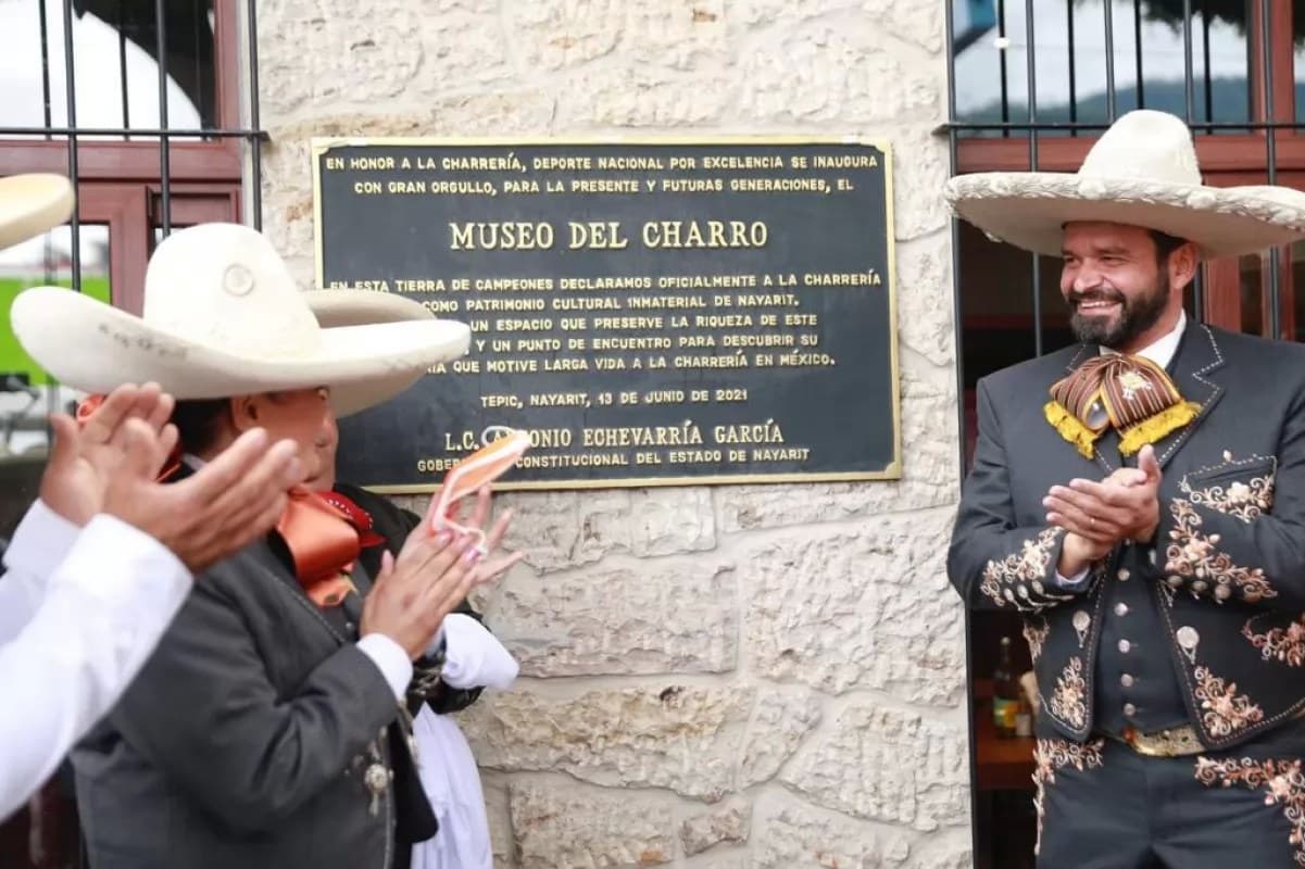 Inaugura Toño Echevarría el Museo del Charro en Tepic