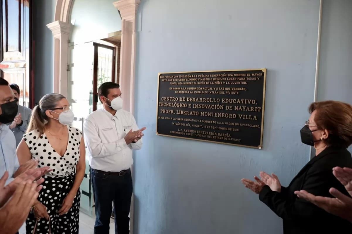 Rinden homenaje a Liberato Montenegro con nuevo centro de desarrollo educativo