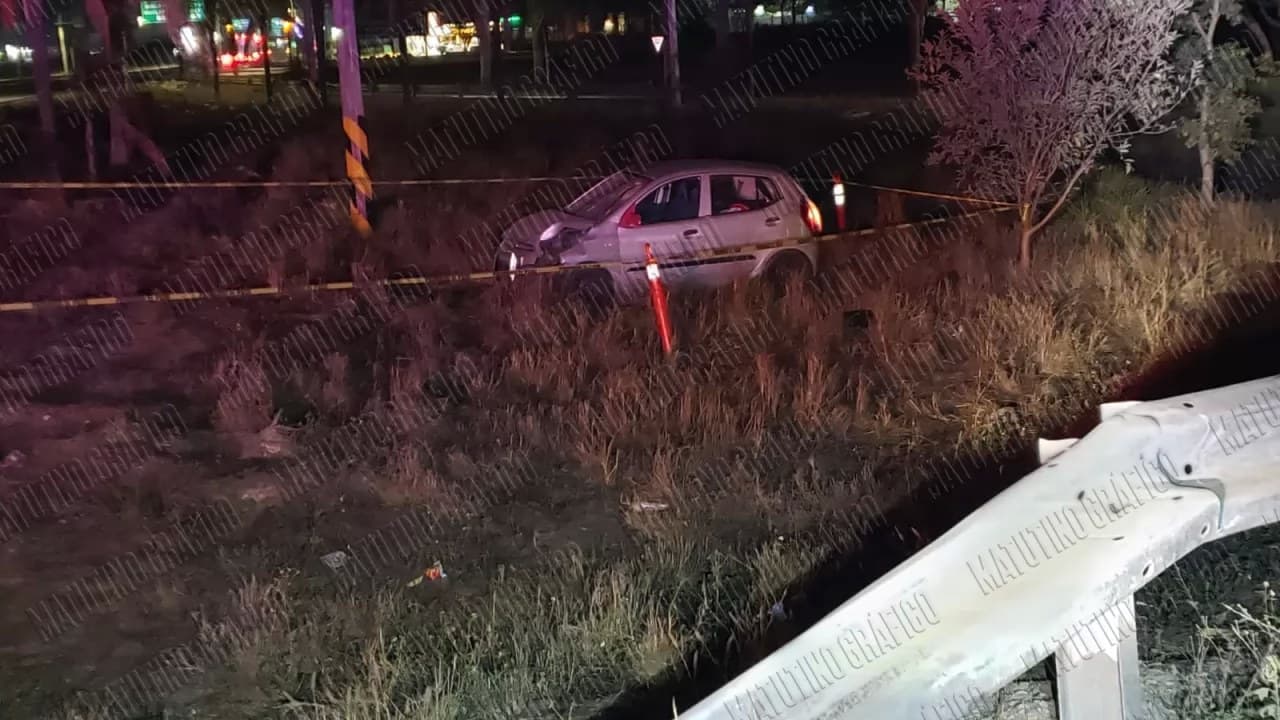 Masculino alcoholizada se impacta contra luminaria salida a gdl