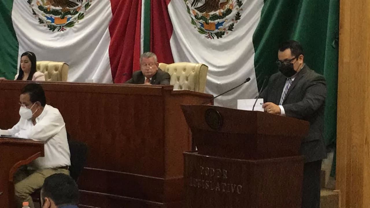 Nayarit no tiene presupuesto para la beca universal