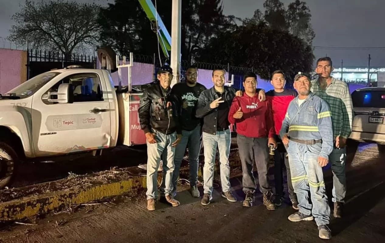 Van 10 mil lámparas reparadas en tepic, destaca alejandro galván